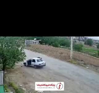 حادثه‌ای عجیب در کاشان؛ تصادف کودک پشت فرمان پراید با یک کودک دیگر!