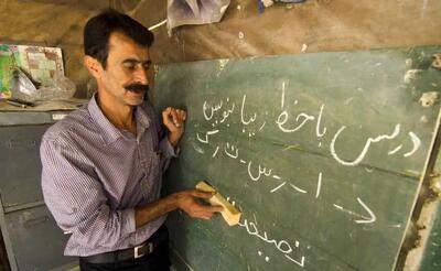 دستورالعمل جدید نقل و انتقال معلمان؛ شرط ۵ سال سابقه برای خروج اجرایی شد