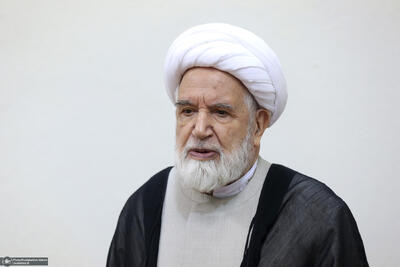 مهدی کروبی در دیدار با جمعی از فعالان سیاسی: اگر سال ۸۴ وزارت کشور دولت اصلاحات به من گفته بود از کجا ضربه خوردیم، شاید نمی‌گذاشتم کار به ریاست‌جمهوری احمدی‌نژاد برسد