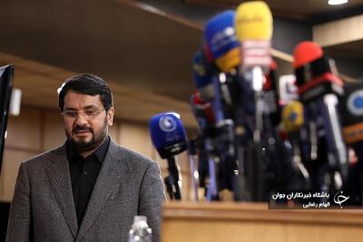 چرا مهرداد بذرپاش سوار بالگرد ابراهیم رئیسی در روز سقوط نشده بود؟/ وسایل شخصی من در آن بالگرد بود اما.../اهالی روستا هم صدایی از انفجار نشنیده بودند