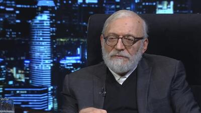 حملات تند جواد لاریجانی به حسن روحانی/ پیشنهاددهندگان رفراندوم دروغ می‌گویند /اگر مردم به رابطه با آمریکا رأی دهند سر میز مذاکره هیچ کارتی نداریم