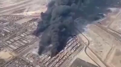 تصاویر هوایی از انفجار کانتینرها در بندر شهید رجایی + تبدیل بندر به فیلم های ترسناک