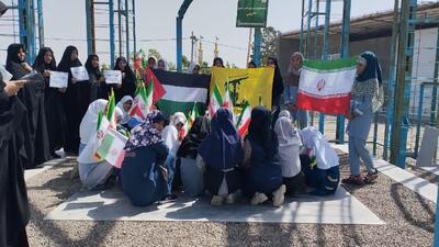 گزارش تصویری از تجدید بیعت دانش آموز ان بسیجی صالح آبادی با شهدا