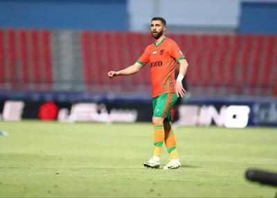 رانندگی غیرمنتظره مدافع مس رفسنجان؛ میثم تیموری پشت فرمان اتوبوس تیم!