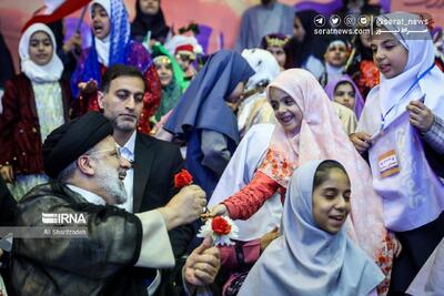 عکس/ آخرین حضور شهید جمهور در جشن روز دختر