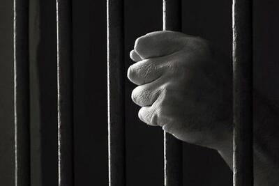 ۸۵ معلم ایرانی بابت بدهی در حبس هستند