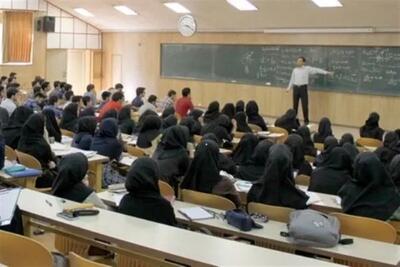 تجمع بازنشستگان فرهنگی در اعتراض به اجرای همسان سازی حقوق ها