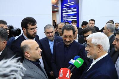بازدید معاون اول رییس جمهور از غرفه هلدینگ نفت و‌ گاز پارسیان در نمایشگاه اکسپو