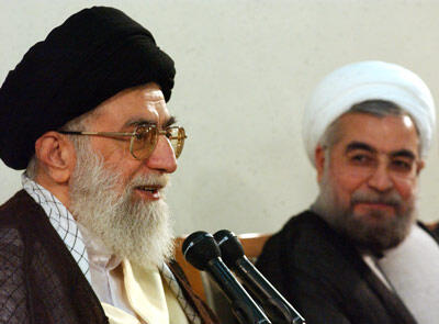 روحانی: رهبری گفت بار پرونده‌ی هسته‌ای بر دوش من است بگیر بر دوش خودت |  انصاف نیوز