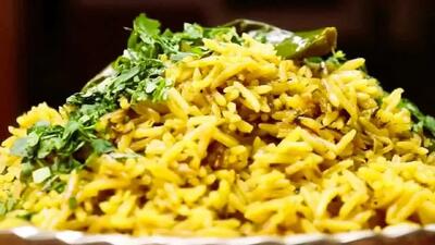 طرز تهیه دمی گشنیز؛ غذای سالم و خوشمزه با سیب‌زمینی و سبزیجات