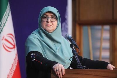 انتقاد جدی مهاجرانی از آن افرادی که در دانشگاه‌های نام‌آورتر مدرک گرفته‌اند + ویدئو