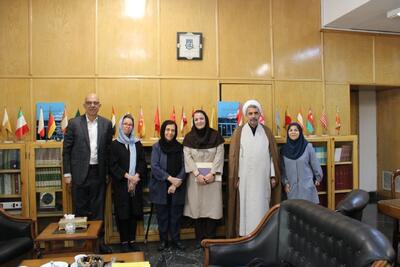 اسناد خاندان نظام مافی به کتابخانه مرکزی دانشگاه تهران اهدا شد