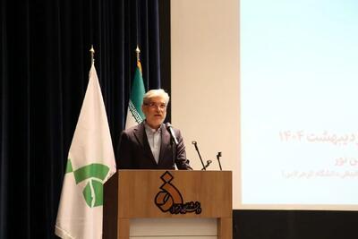 زنان و دختران امروز خواستار شنیده شدن صدایشان بدون پیش‌داوری هستند