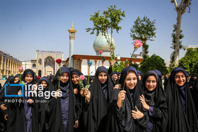 راهپیمایی و تجمع دختران در شیراز