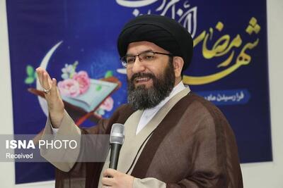 نقش کلیدی بانوان در هدایتگری جامعه و خانواده