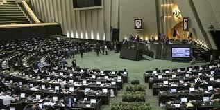 خانقاه: درباره استیضاح حرف می‌زنیم نمایندگان دولت ما را میزنند