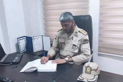 توقیف ۲ لنج متخلف صید ممنوعه ترال در آب های تنگستان