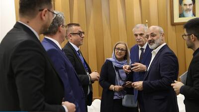 دیدار نایب رئیس اتاق بازرگانی رومانی با قدیر قیافه