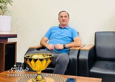 یک نفر در هیات مدیره استقلال دنبال آوردن بازیکن و مربی است - پارس فوتبال