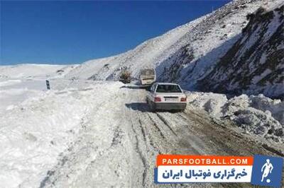 کلیپ عبور راحت پراید از جاده برفی لغزنده در مقایسه با خودروی وانت تویوتا لندکروز