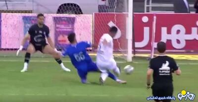تکل نجات‌بخش پدیده استقلال / مدافع جوان میخش را محکم کوبید! | روزنو
