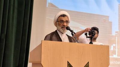 دبیر شورای انقلاب فرهنگی: دانشگاهها به اولویت های علمی کشور بپردازند
