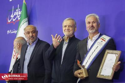 عکس/ همایش کارگران ایران با حضور رئیس جمهور
