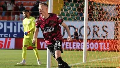 ستاره کوزوویی در رادار پرسپولیس؛ هادردونای گل کاشت، کارتال پسندید