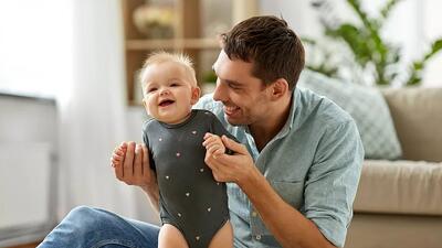 چرا خاطرات اولیه زندگیمان را به یاد نمی آوریم؟