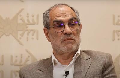 ویدیو  / مصطفی زهرانی، دیپلمات سابق ایران در نیویورک: گرفتاری برجام این بود که در دوران اوج جنگ‌های هویتی در آمریکا منعقد شد؛ جامعه آمریکا از راست سفید پوست به چپ رنگین پوست، تغییر ماهیت داده بود / در این دوران مفهوم ریاست جمهوری در آمریکا از فرماندهی به رهبری تغییر کرد؛ با این تغییر، اوباما توانست علیه ایران اجماع جهانی ایجاد کند