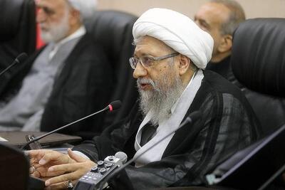 آملی لاریجانی: مجمع تشخیص بنای تعلل و یا تعجیل در بررسی لوایح پالرمو و CFT ندارد؛ معتقد هستیم که باید همه زوایای این لوایح برای اعضا روشن شود