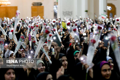 اجتماع بزرگ دختران دانشجو در قم