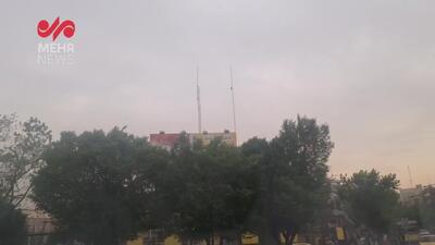 طوفان در تهران آغاز شد