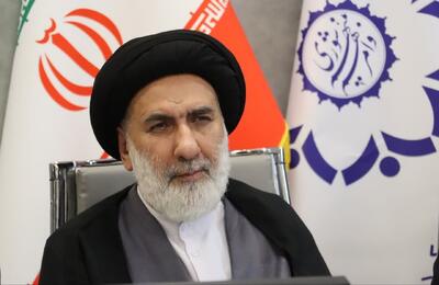 شهرکردباید به شهری با مظاهر دینی، مذهبی، فرهنگی، معرفتی و اقتصادی تبدیل شود