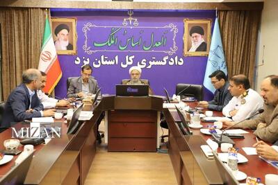 رئیس کل دادگستری استان یزد: بیمه‌ها وظایف خود را به دوش مردم نگذارند