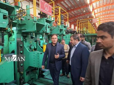 رئیس کل دادگستری استان ایلام از واحد تولیدی فولاد گستر آتنا بازدید کرد