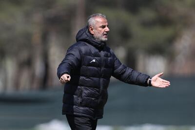 عکس | بازگشت مترجم جنجالی کارتال به کادر پرسپولیس - پارس فوتبال