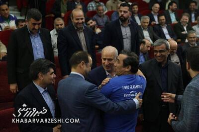 چه کسی تاج و خداداد را آشتی داد؟ +عکس - پارس فوتبال