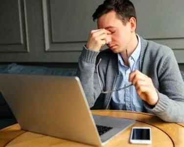 این عادات روزانه مضر را فورا ترک کنید