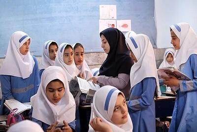 افزایش میلیونی حقوق معلمان؛ تصویب فوق العاده خاص کارکنان دولت | روزنو