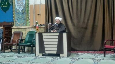 تفرقه عامل شکاف بین امت اسلامی است