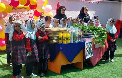 پیام تبریک روز معلم؛ اشعار دو بیتی احساسی و عاشقانه برای روز معلم + عکس