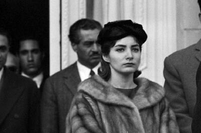 عکس/ دیدار «شهناز پهلوی و همسر دوم اش با امپراتور و ملکه ژاپن»؛ سال ۵۵