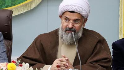 معلمان با هدایت خود بالاترین خدمت را به انسانیت می‌کنند