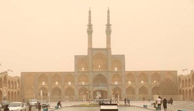 تداوم گردوغبار و آلودگی هوا در یزد