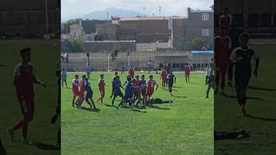 درگیری و زد و خورد در مرحله نهایی لیگ نوجوانان مناطق کشور