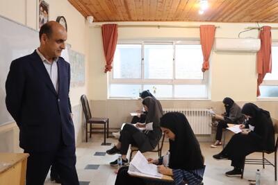 بازدید استاندار گیلان از حوزه برگزاری آزمون سراسری در فومن