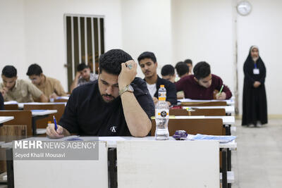 دفترچه سوالات گروه‌های «هنر و زبان» نوبت اول کنکور ۱۴۰۴ منتشر شد