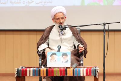 مدیریت حوزه های علمیه دانش بنیان شود