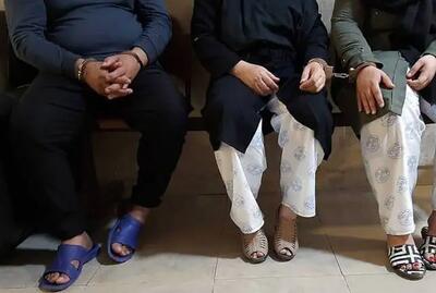 آزار شیطانی دختر بچه ۳ساله توسط همسایه شیطان صفت ! / هیچ ردی از دختر بچه نبود تا بوی تعفن جسد در محله پیچید و ..